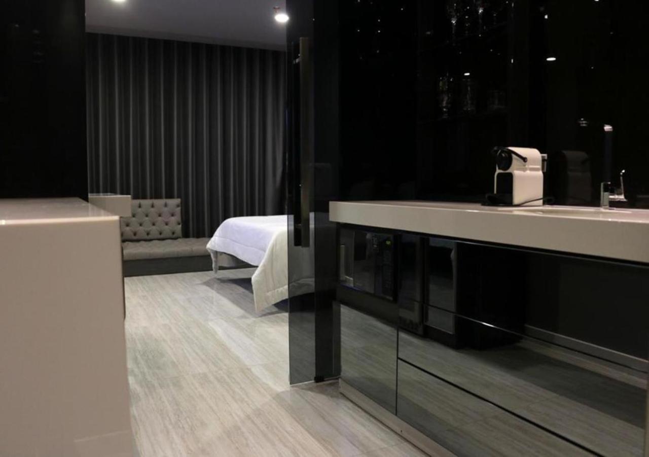 Hotel Paris Luxury Suites Medellín Extérieur photo